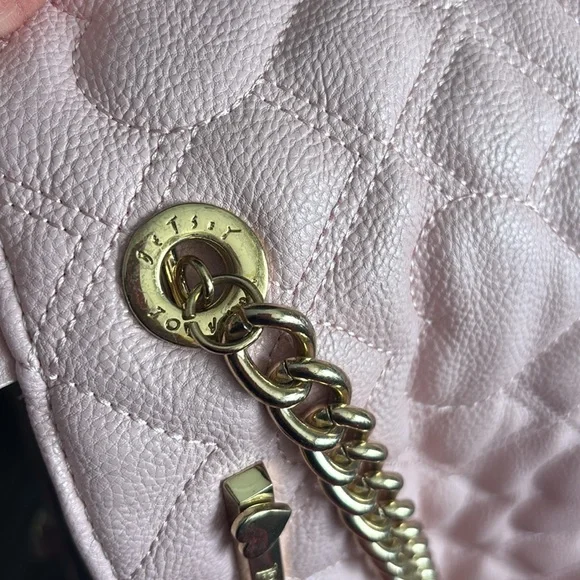 🆑 Betsey Johnson Quilted Puffy Heart Swag Tote. Gray/pink/purple hue Tote Bag - Picture 8 of 17